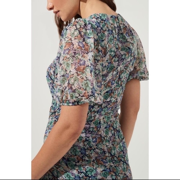 ASTR The Label Puff Sleeves Floral Ruffles Asymmetrical Hi low Midi Dress Large - Picture 2 of 14